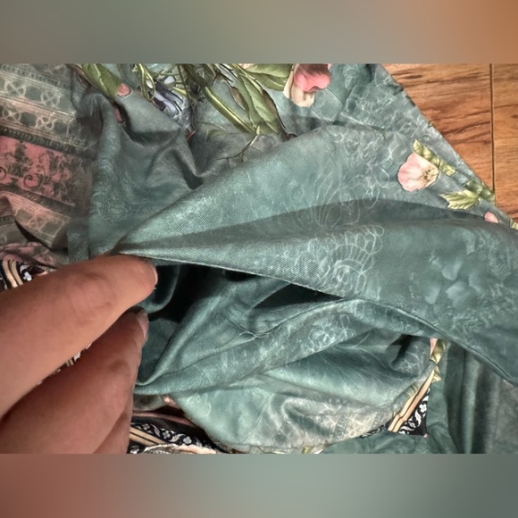 NWT ETCYY Floral Patterned Dress - Picture 10 of 10